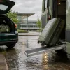 Organiser un vol Toulon Paris et ses transferts : guide pratique pour un trajet fluide