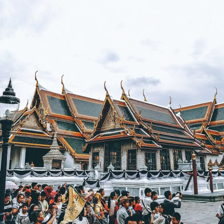 Vivre une excursion koh phi phi : immersion au cœur des îles et baies emblématiques de Thaïlande